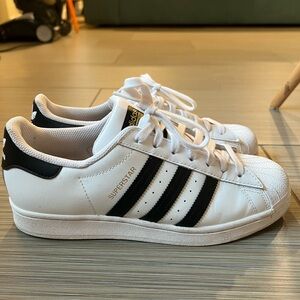 Adidas superstar